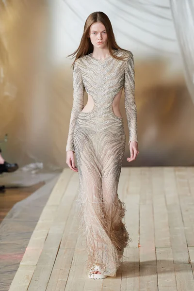 Look 48